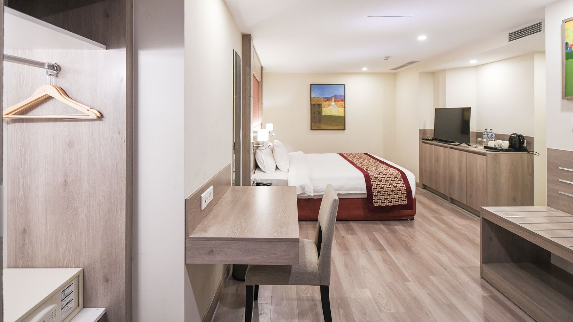 crown business banner