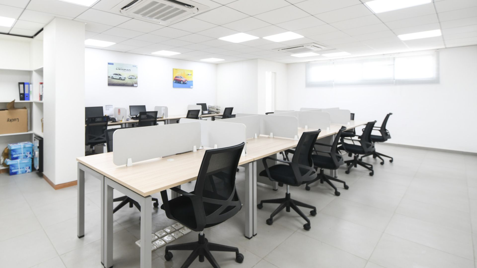 laxmi intercontinental hyundai gallery image 1